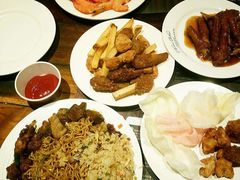 -四海一家自助餐(益田假日广场店)