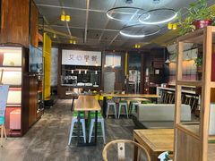 -艾豪森酒店(西安大雁塔大唐不夜城店)