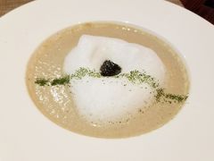 蘑菇汤-YUE·6·西式融合餐厅(外滩六号店)