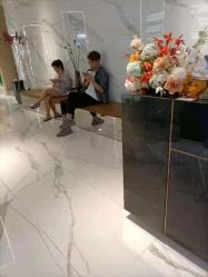 -罗亚帝造型·烫发染发