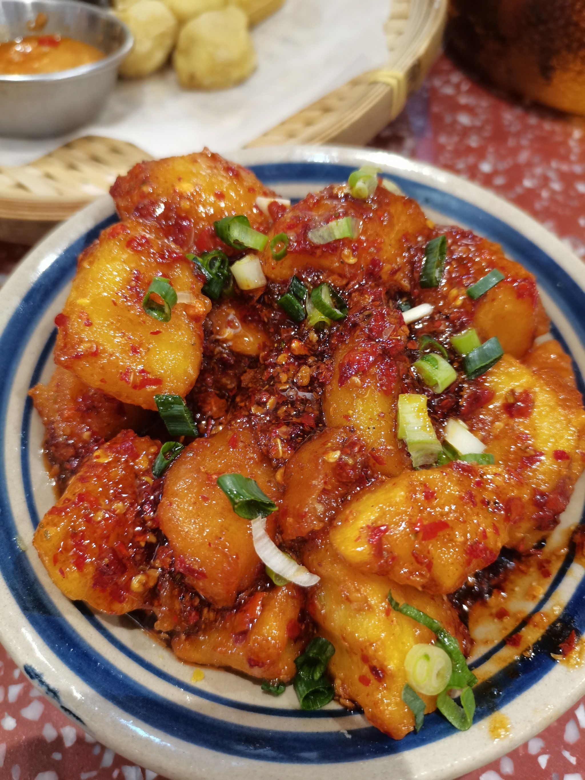 炸洋芋太让人心动了吧!