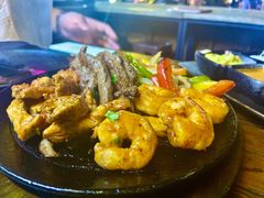 牛柳鸡肉鲜虾三拼法基塔-Q MEX 库迈墨西哥餐吧(三里屯店)