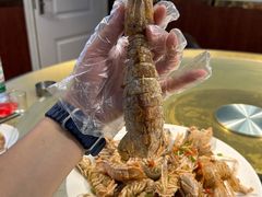 -渔人湾码头海鲜市场负二楼