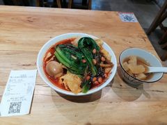 -螺小胖柳州螺蛳粉(钟楼总店)