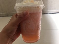 -瑞幸咖啡(镇江新城吾悦广场店)