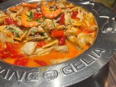牛蛙煲-胖哥俩肉蟹煲(湖滨银泰in77店)