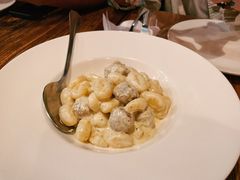 土豆面配香肠蓝乳酪酱-La Tavernetta(Bar à Vin)(乌鲁木齐路店)