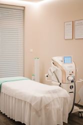 -医颜医疗美容门诊部