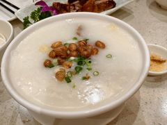 -香港新发烧腊茶餐厅(水围店)