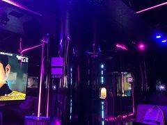 -唯爱KTV聚会餐厅(仙林东城汇店)