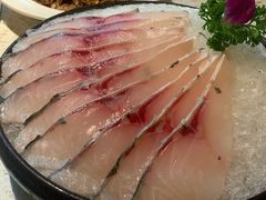 中山脆肉鲩片-顺德公广东猪肚鸡·煲仔饭(白石洲店)