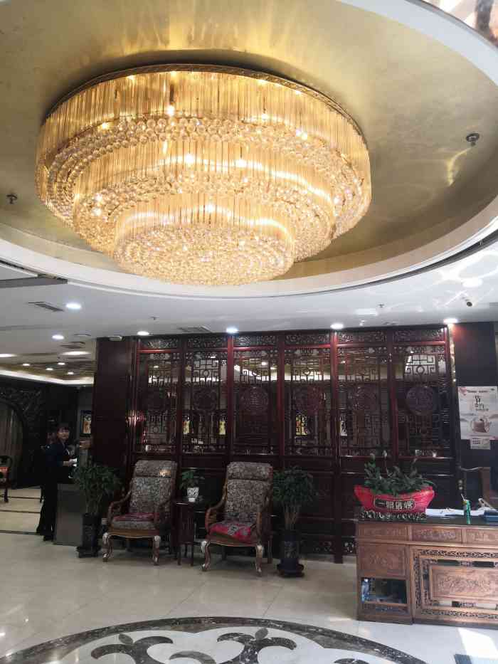 勺园饭店(骨科医院店)-"他家在沈阳是有历史的老字号了,以前开在太.