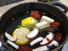 -呷哺呷哺(新世界百货望京店)