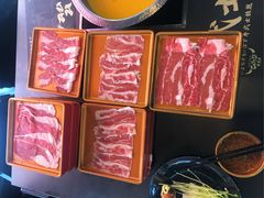 -牛武士寿喜烧·和牛火锅自助(全球首店)