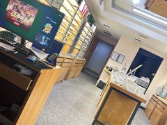 -优医视平价眼镜超市蔡司依视路折扣(小马厂店)