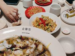 -渔语鱼酸菜鱼新川菜(来福士店)