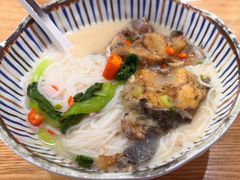 -鲜越鲜鱼粉(财富购物中心店)