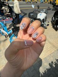 -丽心自助美甲美睫