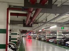 -百联中环购物广场-停车场