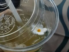 -星巴克(济南美莲广场店)