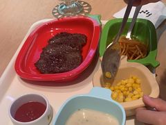 -菲滋意式餐厅(富阳东方茂店)
