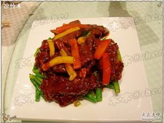 青芥彩虹牛仔骨-旺角欢乐融合餐厅(花园店)