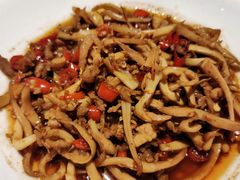 鱿鱼炒肉丝-天下客饭店(中山路店)