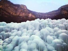 -大平台龙居瀑布旅游区