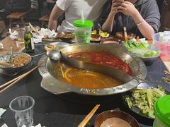-重庆故事姊妹老火锅(财经学院店)