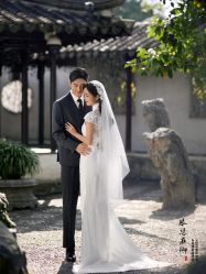 -樱花婚纱摄影