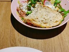 金枪鱼藜麦鲜蔬沙拉-乔泰勒JOETYLER西餐厅(曲江店)