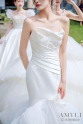-艾米丽婚纱礼服