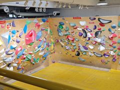 -问山MountQuest攀岩馆