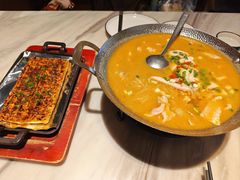 醉猫酸菜鱼-唐猫庭院·千年陕菜(大唐不夜城店)