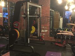 -GYMPLUS私教健身会馆(大悦城店)