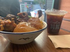 -CowCow其其·牛杂咖啡公司(六运店)