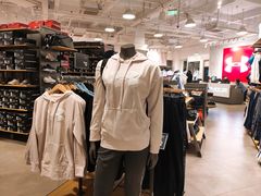 -UNDER ARMOUR(新燕莎奥莱店)