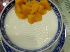 -赵记传承特色牛奶甜品(泉城广场店)