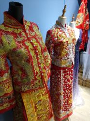 -觅白婚纱礼服馆