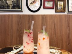 -柯斗斗主题餐厅·狗咖·围炉煮茶·茶饮(国瑞升平里店)