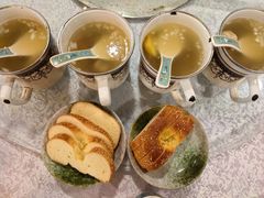 -汗腾格里·风味餐厅(新疆驻京办店)
