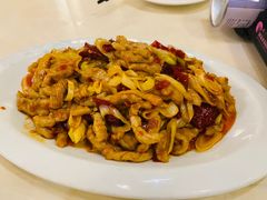 鱼香肉丝-付掌柜在成都·热炒砂锅集(金禾店)
