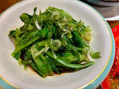 -先启半步颠小酒馆(嘉定万达店)