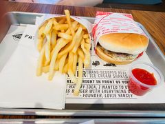 -FATBURGER 特富客汉堡(外交公寓店)