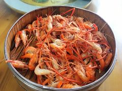 白灼河虾-菠菜美食