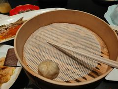 -忆江南·临江鱼馆