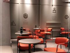 -星巴克臻选(上海今潮8弄店)