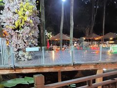 -二荆条·蜀鲜汇城市森林火锅