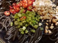 酸辣蕨根粉-青年公社烤鸭(青年路店)