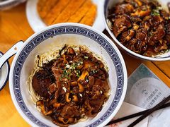 蛤蜊猪肝面-沪西老弄堂面馆(定西路店)